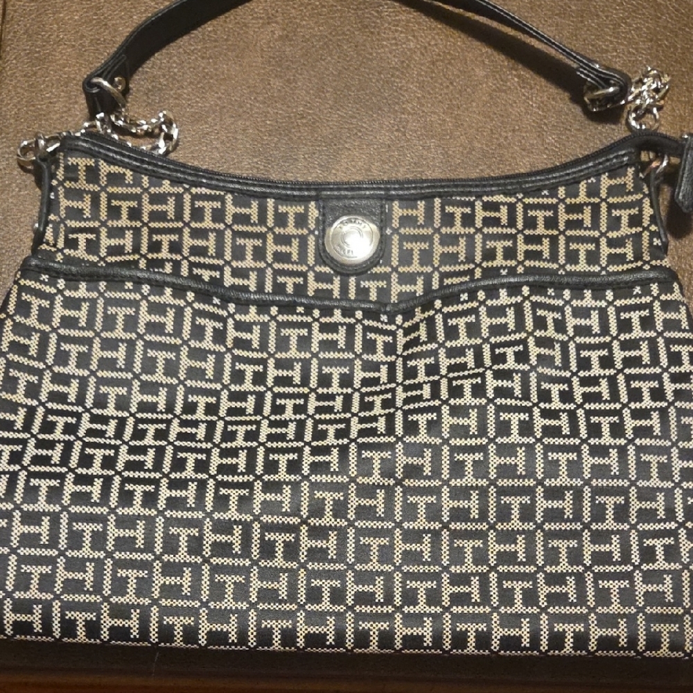 Tommy Hilfiger Black and Cream Geometric Shoulder Bag